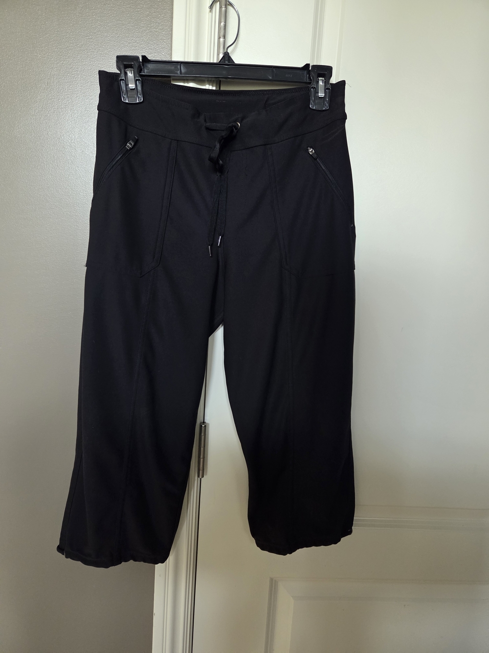 Black Cropped Drawstring Active Pants